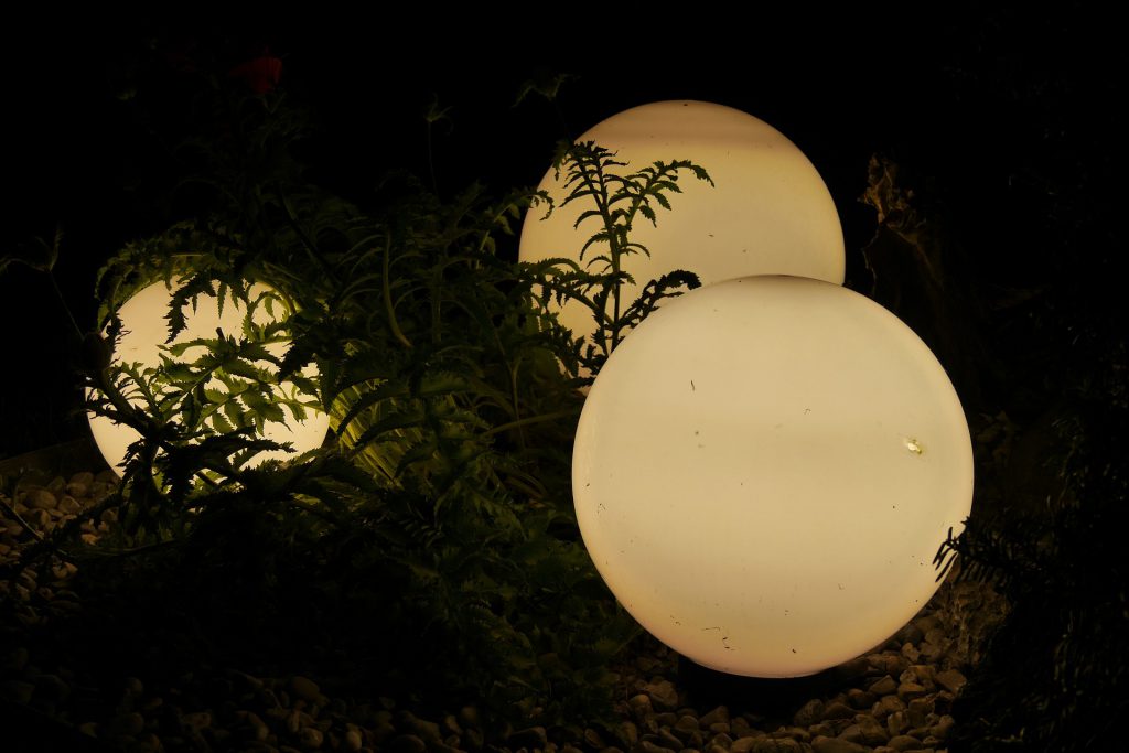 Lampy zewnętrzne LED – czy warto